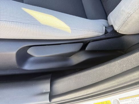 Used 2024 Toyota Corolla LE image 18