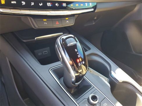 Used 2024 Cadillac XT4 Luxury image 23