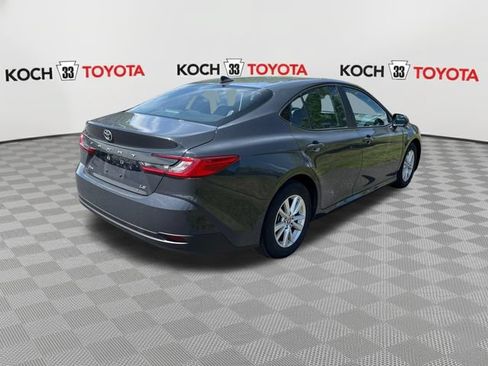 Used 2025 Toyota Camry LE FWD image 8