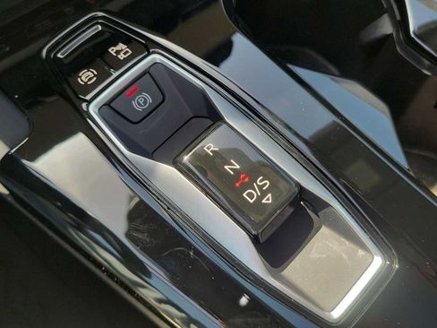 Certified 2025 Audi Q5 Premium Plus w/ Premium Plus AWD/4WD image 32
