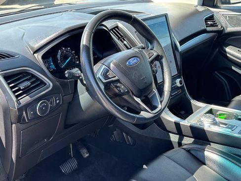 Used 2022 Ford Edge Titanium AWD/4WD image 15