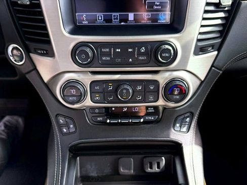 Used 2019 GMC Yukon XL Denali w/ Open Road Package image 21