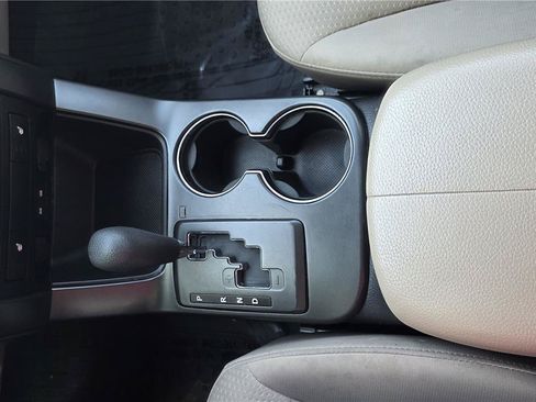 Used 2013 Kia Sorento LX w/ Convenience Pkg FWD image 17