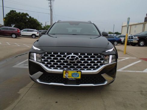 Used 2022 Hyundai Santa Fe SEL w/ Convenience + Premium Package FWD image 2