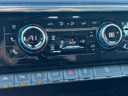 Certified 2025 GMC Sierra 1500 Denali w/ Denali Reserve Package image 4