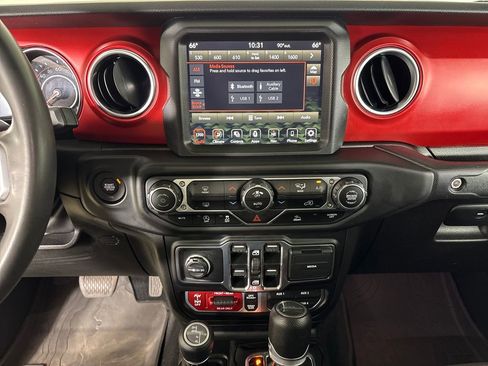 Used 2023 Jeep Gladiator Rubicon w/ Trailer Tow Package AWD/4WD image 30