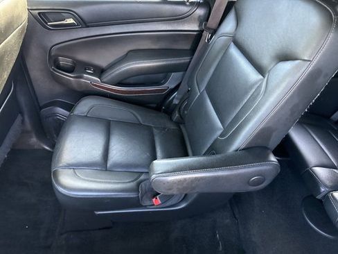 Used 2017 GMC Yukon SLT w/ Open Road Package RWD image 16