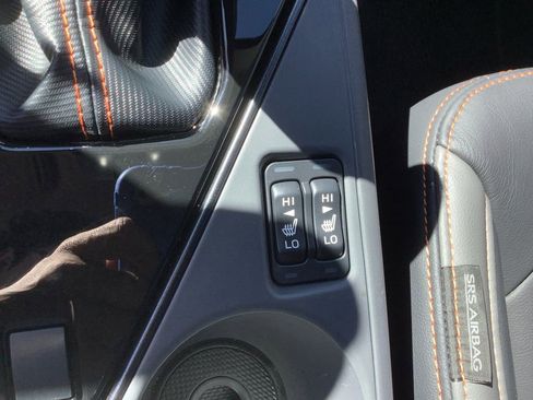 Certified 2025 Subaru Crosstrek 2.5i Limited w/ Crosstrek Mirror Package image 27