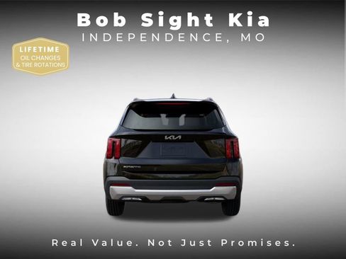 New 2026 Kia Sorento S w/ S Panoramic Sunroof Package image 5