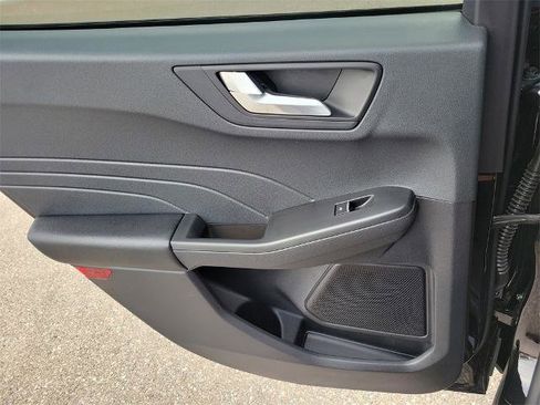 Certified 2022 Ford Escape SEL image 13