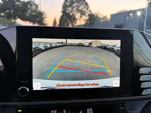 Used 2025 Toyota Camry LE FWD image 26