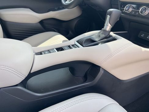 Certified 2026 Honda HR-V EX-L image 25