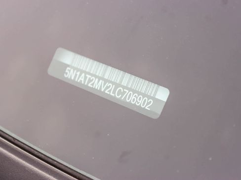 Used 2020 Nissan Rogue SL image 27