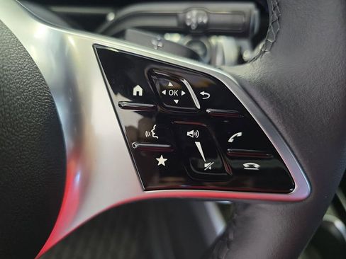 New 2026 Mercedes-Benz GLB 250 image 20