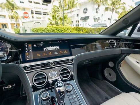 Used 2024 Bentley Continental GT Speed image 65