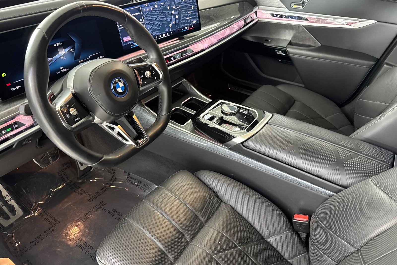 Used 2023 BMW i7 xDrive60 AWD/4WD image 4