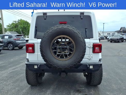 Used 2021 Jeep Wrangler Unlimited Sahara w/ LED Lighting Group AWD/4WD image 12