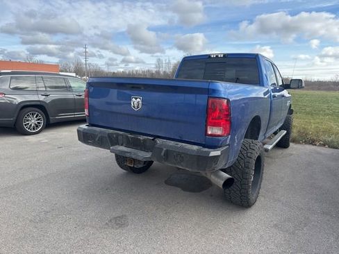 Used 2018 RAM 2500 SLT w/ Luxury Group image 10