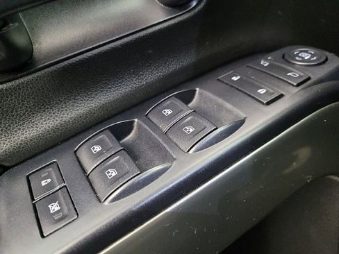 Used 2015 Chevrolet Silverado 1500 LT w/ LT Convenience Package image 27