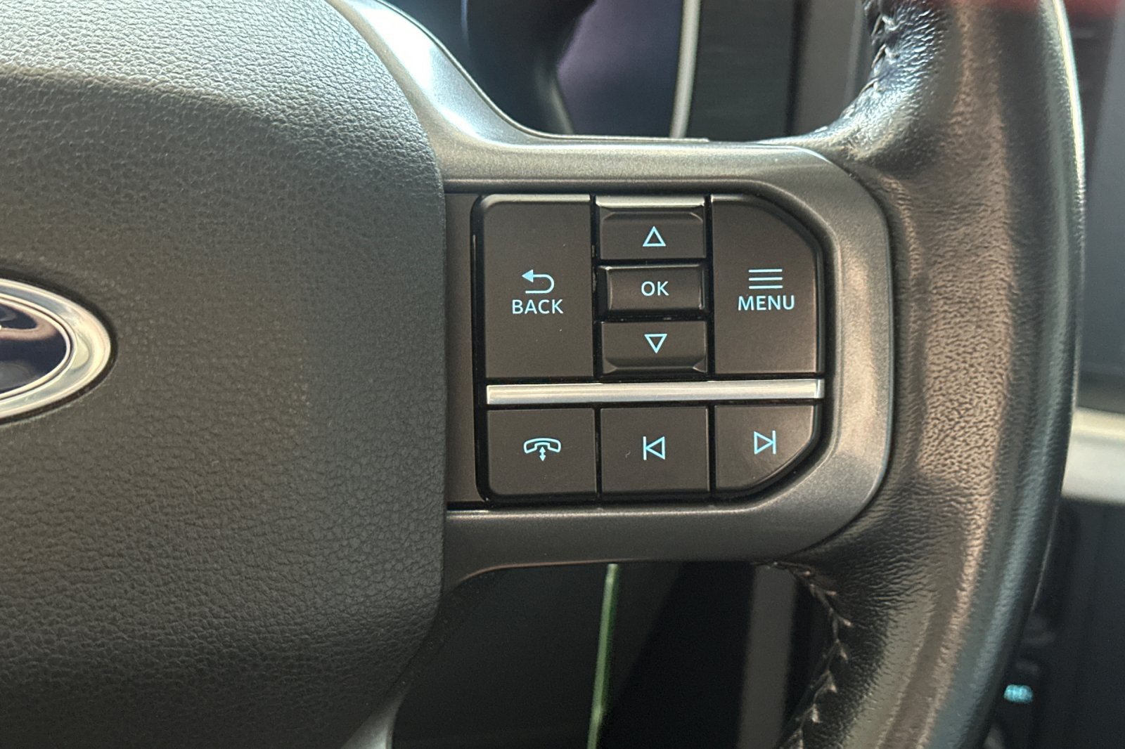 Used 2021 Ford F150 4x4 SuperCrew image 25