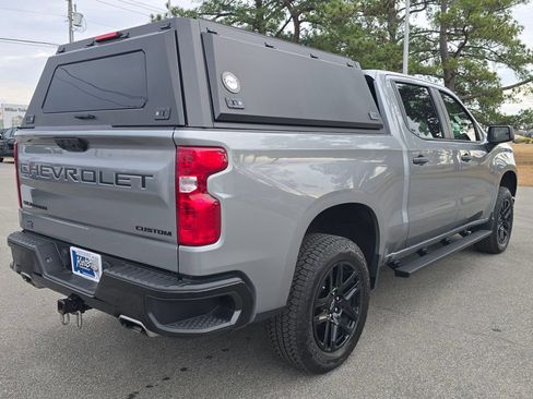 Used 2024 Chevrolet Silverado 1500 Custom Trail Boss w/ LPO, Dark Essentials Package image 5