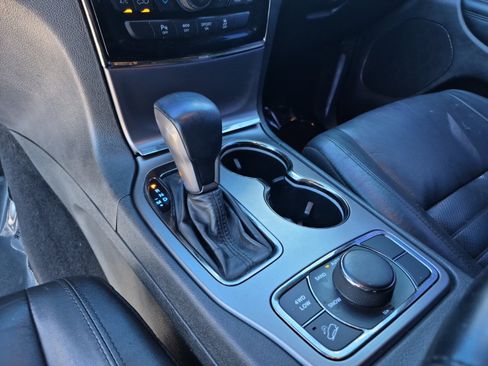 Used 2020 Jeep Grand Cherokee Limited X AWD/4WD image 12