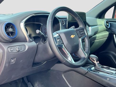 Used 2024 Chevrolet Blazer RS w/ Driver Confidence II Package FWD image 9