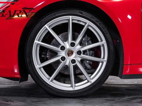 Used 2022 Porsche 911 Carrera RWD image 16