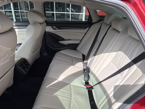 Used 2021 Honda Accord EX-L image 30