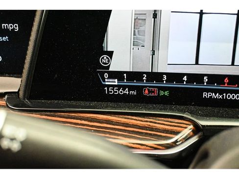 Used 2024 Cadillac Escalade ESV Premium Luxury w/ LPO, Floor Liner Package AWD/4WD image 39