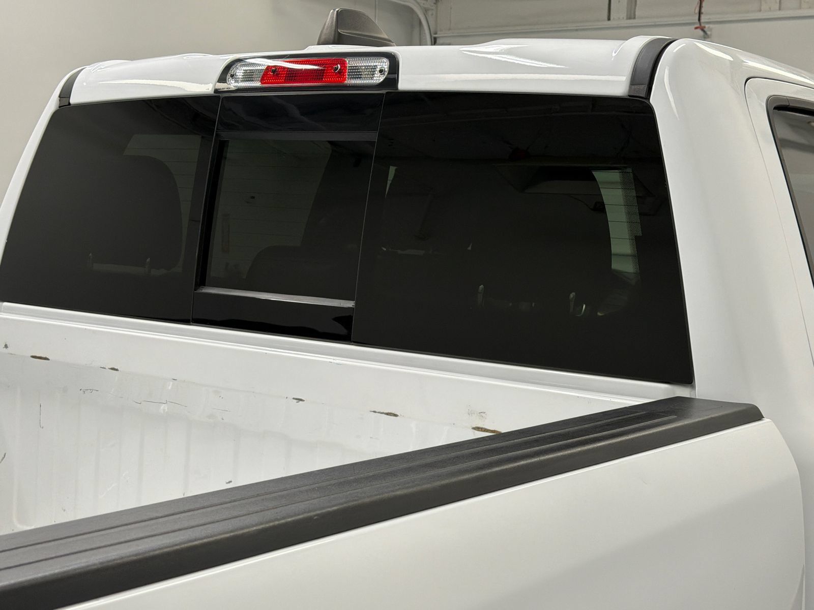 Used 2022 RAM 1500 Laramie w/ Sport Appearance Package AWD/4WD image 8