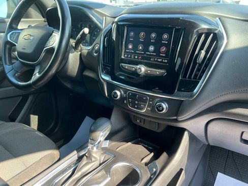Used 2023 Chevrolet Traverse LT w/ LPO, Floor Liner Package AWD/4WD image 55
