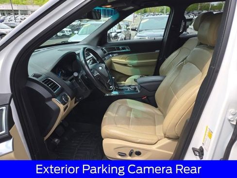 Used 2017 Ford Explorer Limited w/ Equipment Group 301A AWD/4WD image 21