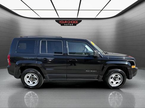 Used 2016 Jeep Patriot Sport w/ Power Value Group image 4