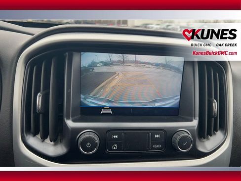 Used 2022 GMC Canyon Elevation image 30