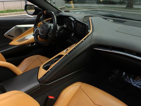 Used 2020 Chevrolet Corvette Stingray Premium Cpe w/ 3LT Preferred Equipment Group RWD image 24