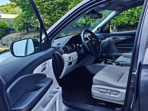 Used 2016 Honda Pilot EX-L image 11