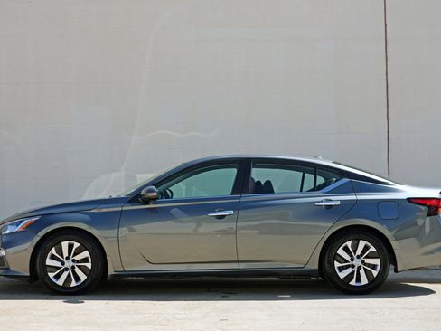 Used 2020 Nissan Altima 2.5 S image 42