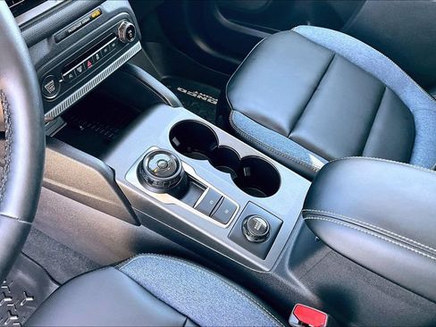 Certified 2025 Ford Bronco Sport Outer Banks w/ Outer Banks Tech Package+ AWD/4WD image 15