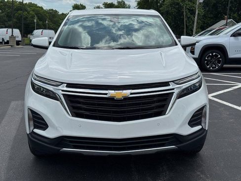 Used 2024 Chevrolet Equinox LT FWD image 9