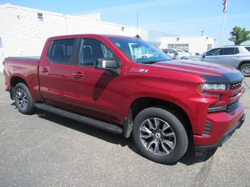 Certified 2020 Chevrolet Silverado 1500 RST AWD/4WD image 3