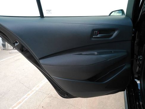 Used 2026 Toyota Corolla LE FWD image 17