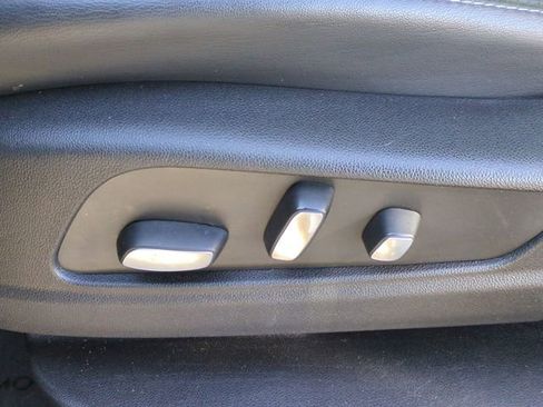 Used 2023 Cadillac XT5 Premium Luxury image 12