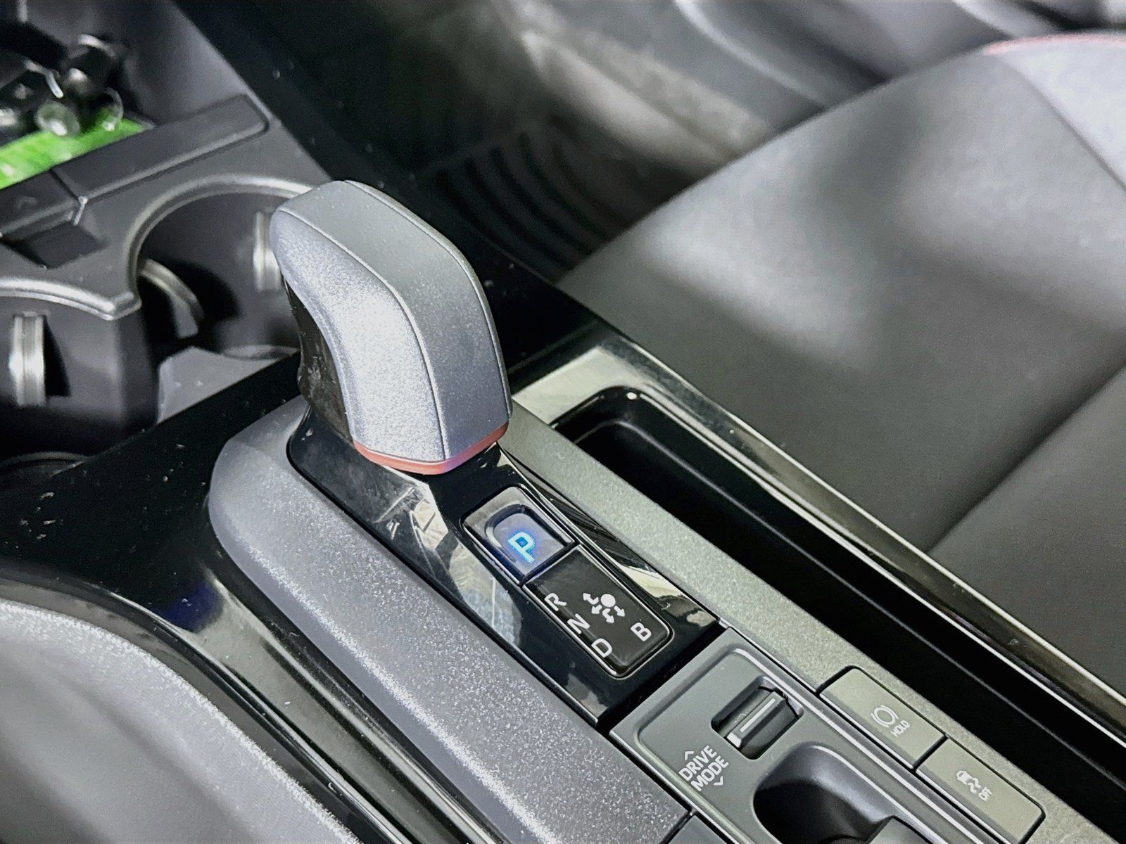 Used 2023 Toyota Prius Prime FWD image 13