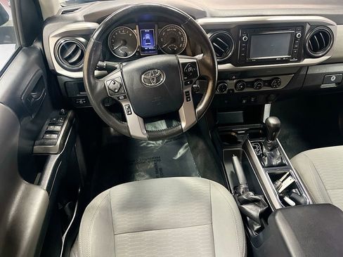Used 2019 Toyota Tacoma SR5 image 20