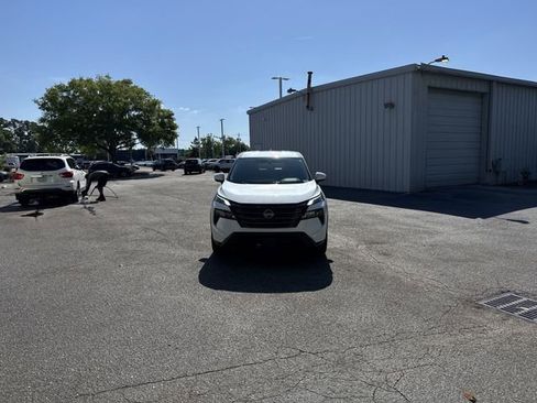 New 2026 Nissan Rogue SV AWD/4WD image 2
