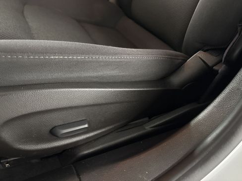 Used 2014 Chevrolet Cruze LT FWD image 15