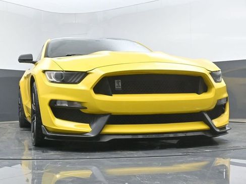 Used 2016 Ford Mustang Shelby GT350 w/ Technology Package RWD image 42