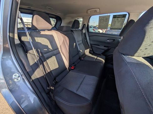 Used 2024 Nissan Rogue SV image 26