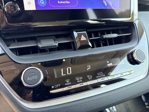 Used 2024 Toyota Corolla LE w/ LE Convenience Package image 19